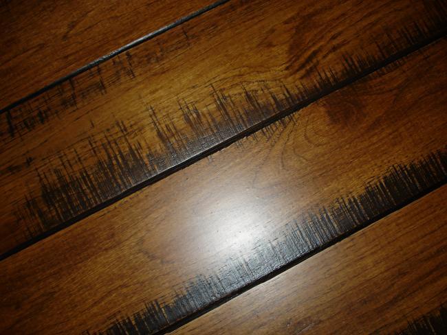 Hickory Skip Sawn French Bleed Hardwood Flooring Photo